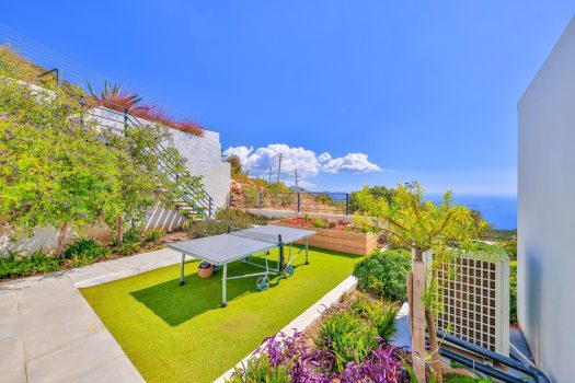 ANTALYA KAŞ YENİKÖY’DE DENİZ MANZARALI SATILIK VİLLA